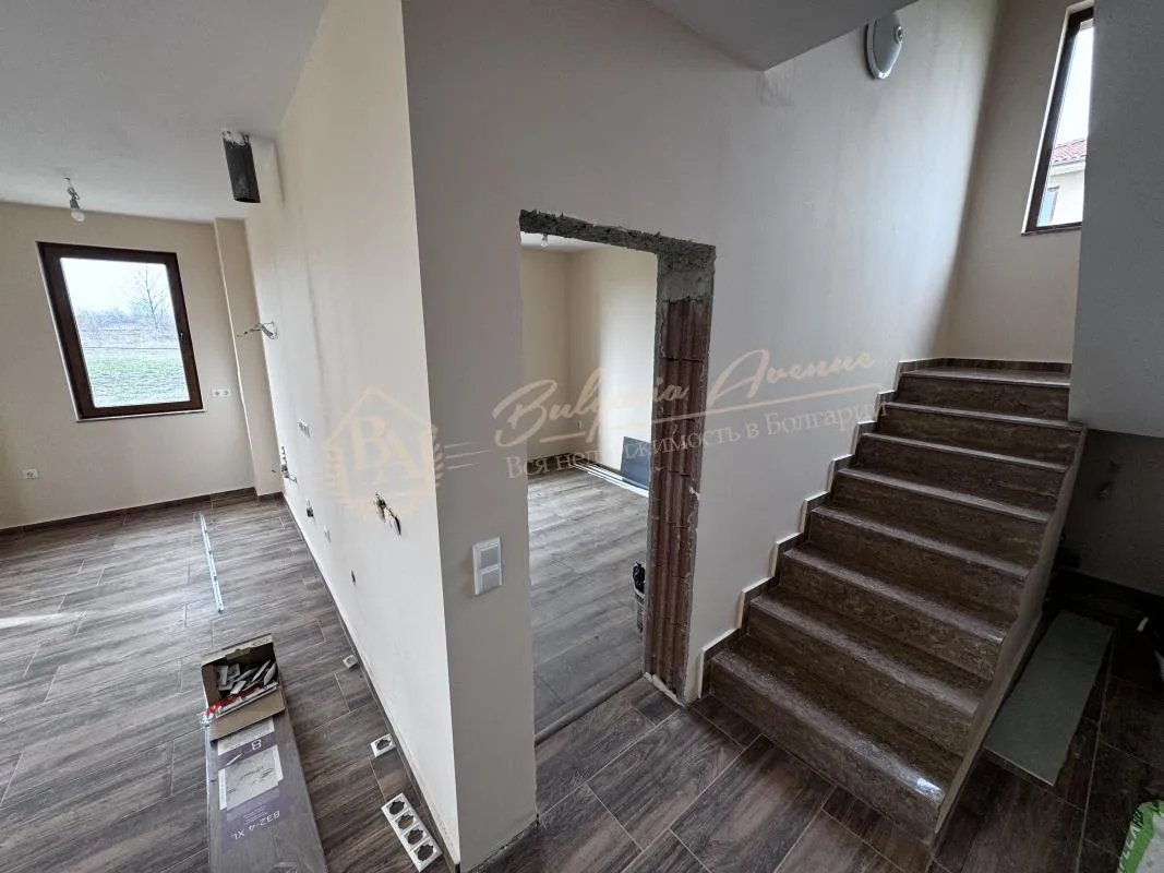 Двухэтажная вилла на морском побережье в Pomorie Luxury Village