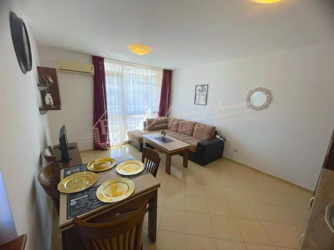 Двухкомнатный апартамент в комплексе «RIF-2» Равда