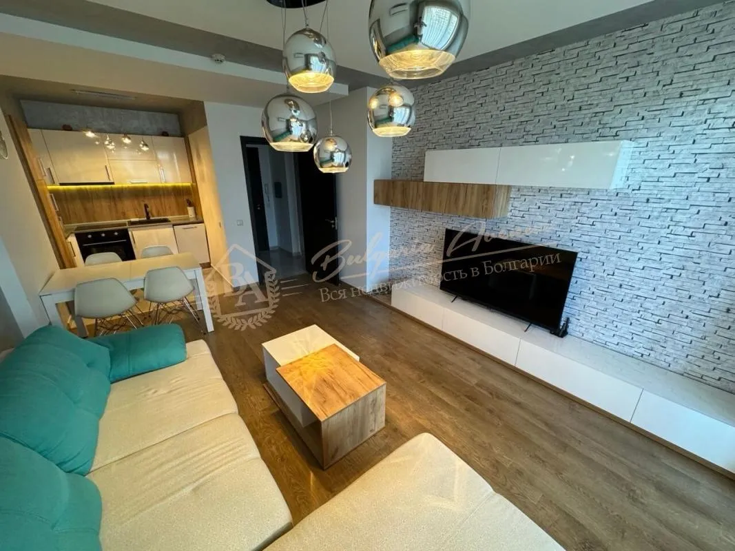 Меблированная двухкомнатная квартира в комплексе Olimp, Свети Влас