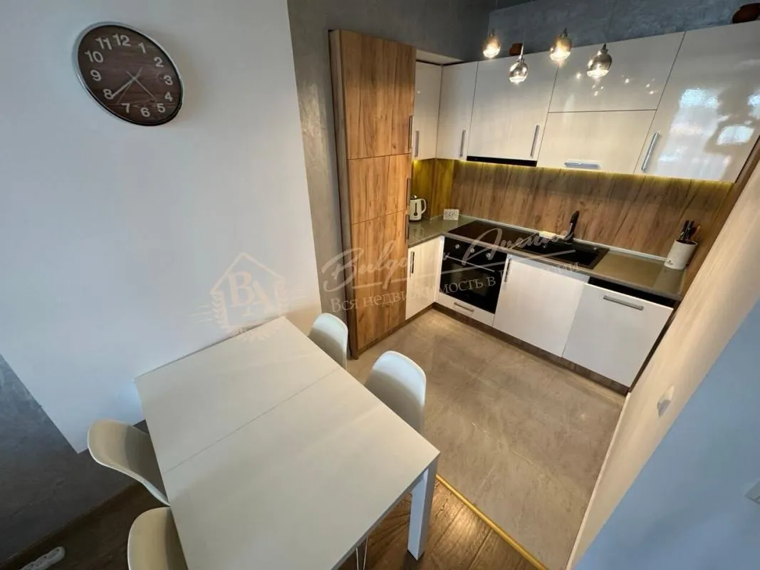 Меблированная двухкомнатная квартира в комплексе Olimp, Свети Влас