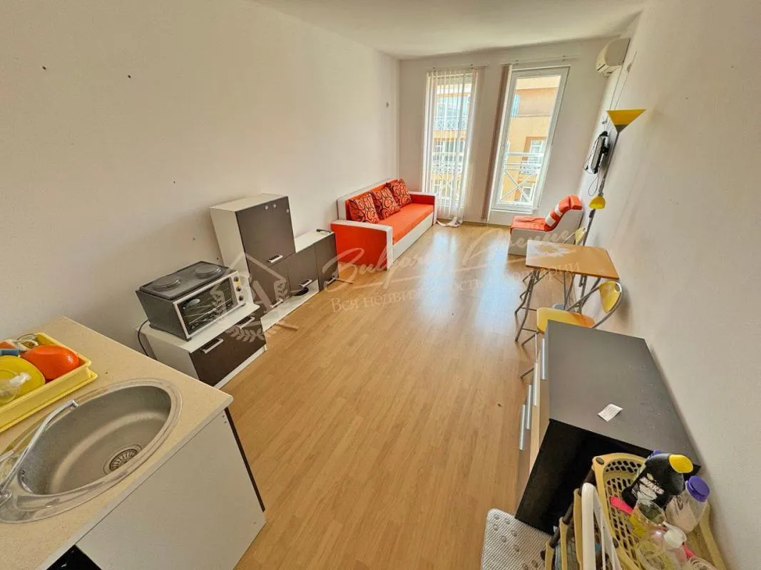 Недорогая студия в комплексе Sunny Day 6, Солнечный берег