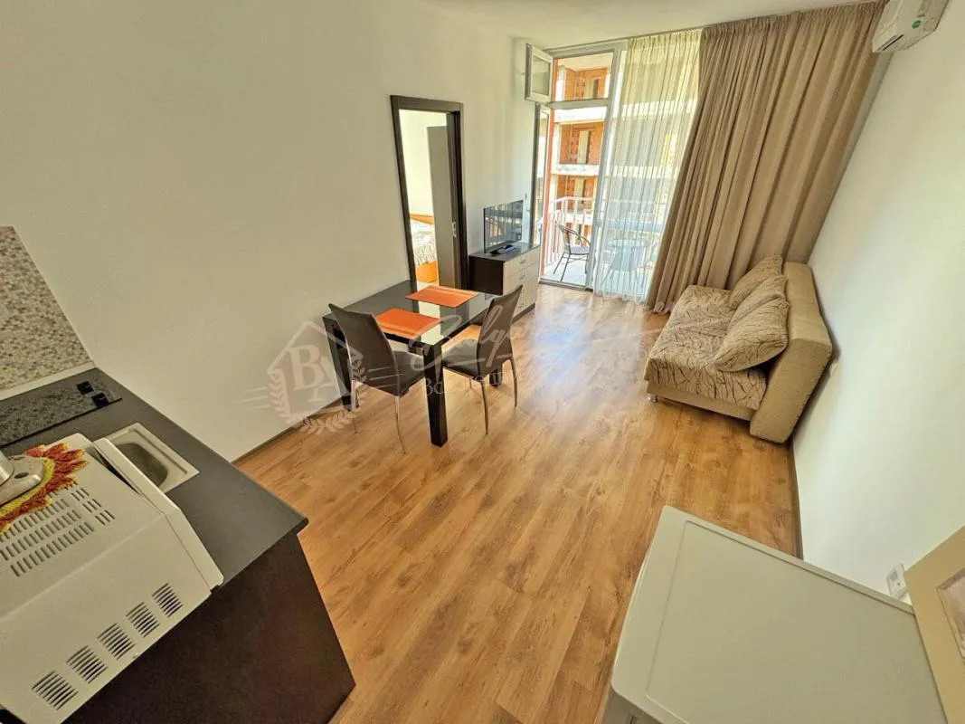 Меблированная двухкомнатная квартира в Гербер 4 Солнечный берег