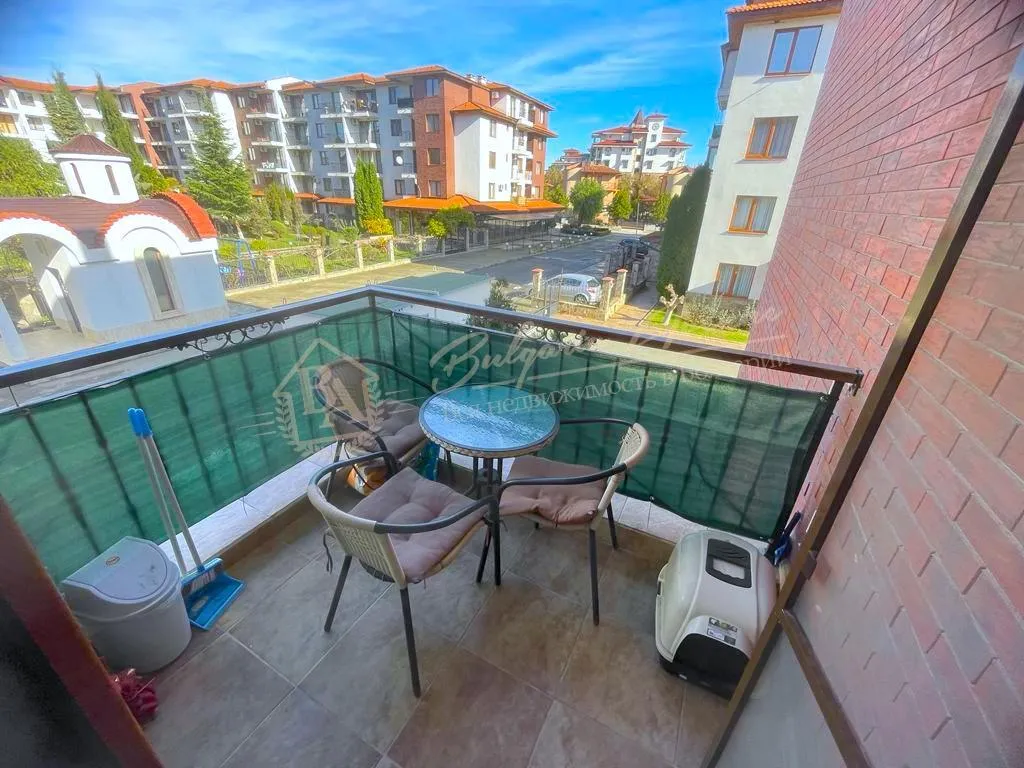 Двухкомнатный апартамент в комплексе Аполлон-3 Равда