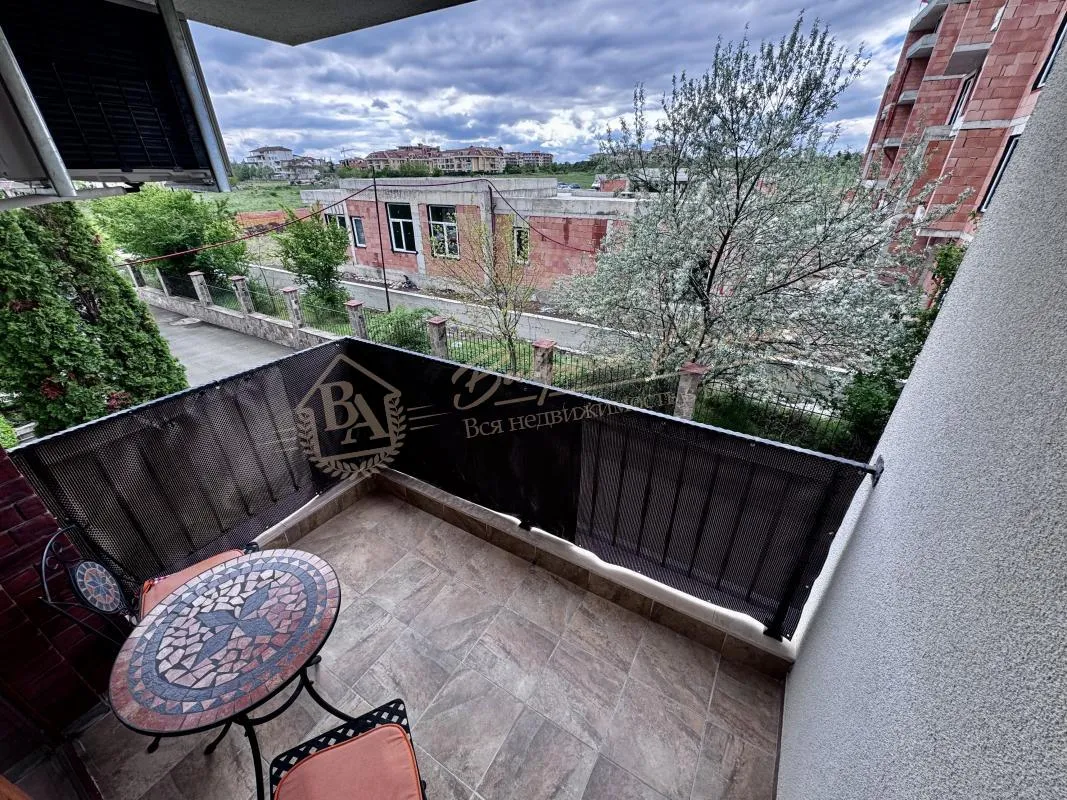 Двухкомнатный апартамент в к-се «Аполлон-6», курортный поселок Равда