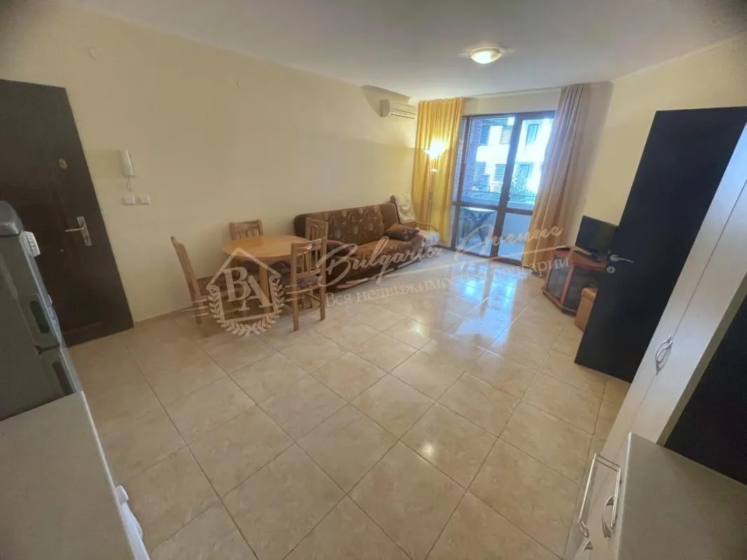 Двухкомнатный апартамент в комплексе «Аполлон-6», Равда