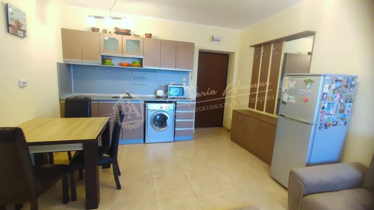 Трехкомнатный апартамент в комплексе «Аполлон-4», Равда