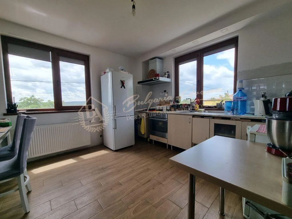 Продажа дома с 3 спальнями в селе Горица