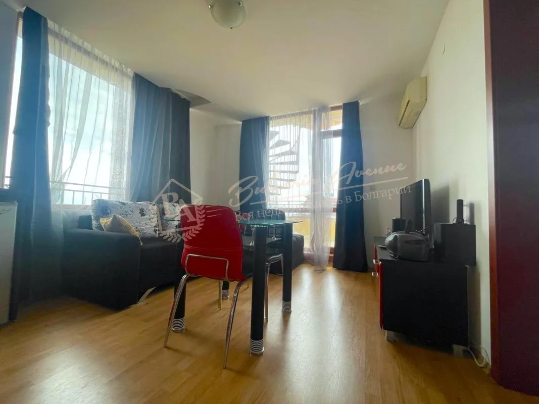 Двухкомнатный апартамент с видом на море в комплексе «Сиана», Святой Влас