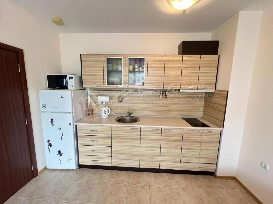 Уютный двухкомнатный апартамент в к-се «Аполлон-8», Равда - вид на бассейн