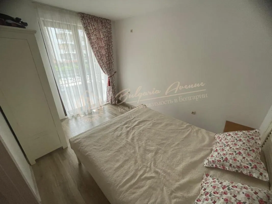 Уютный двухкомнатный апартамент с видом на бассейн в комплексе «Аполлон-9», Равда