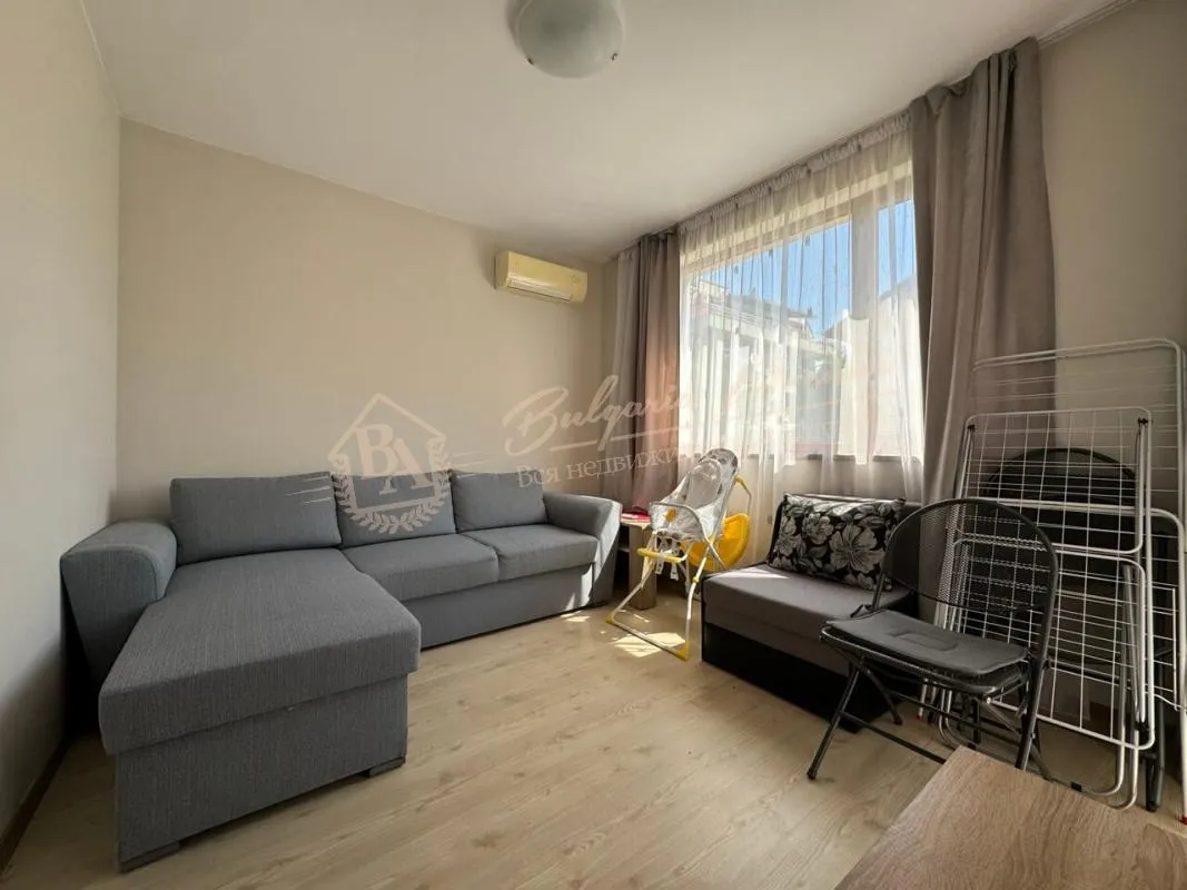 Квартира-студия  на партере в комплексе Ravda Dom, Равда