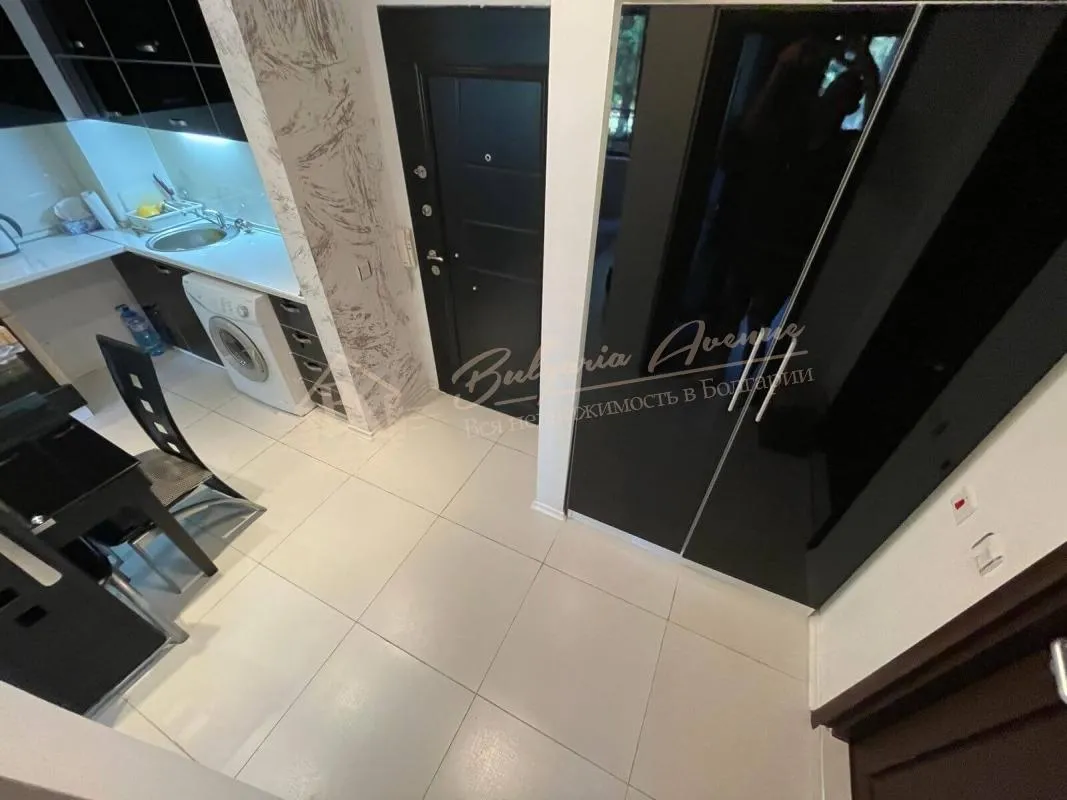 Апартамент с 1 спальней в комплексе "Рич" в Несебре