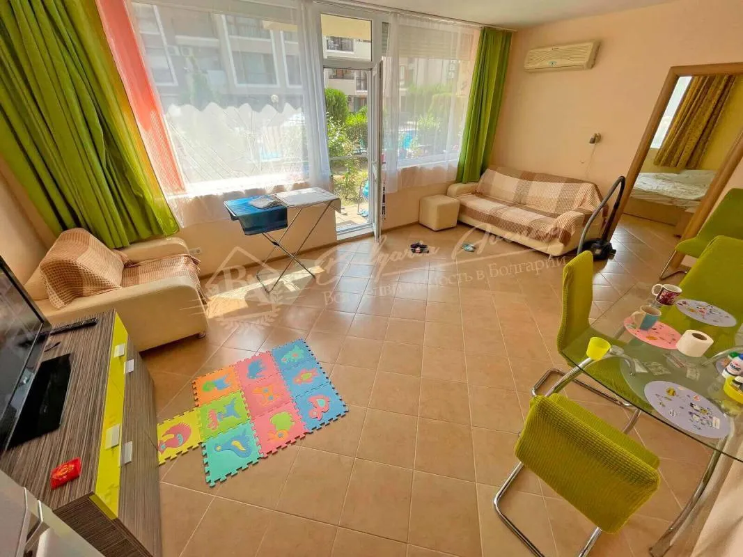 Апартамент с 2 спальнями в комплексе Balkan Breeze 2, Солнечный берег