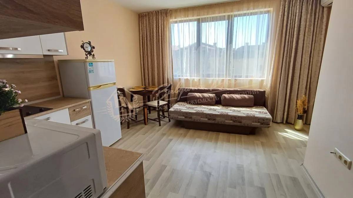 Двухкомнатный апартамент в комплексе «Аполлон-Несебр» - продажа