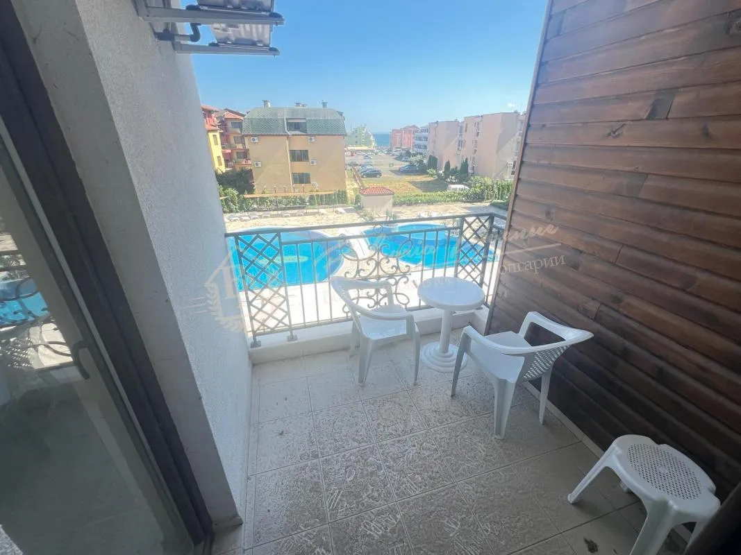 Двухкомнатный апартамент в комплексе «Аполлон-Несебр» - продажа