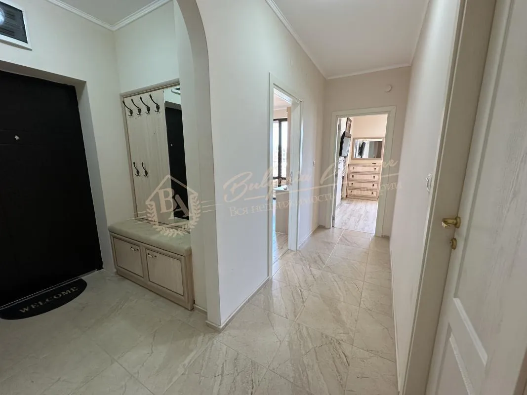 Элитная недвижимость -трёхкомнатная квартира в престижном жилом комплексе "Эстебан" Несебр