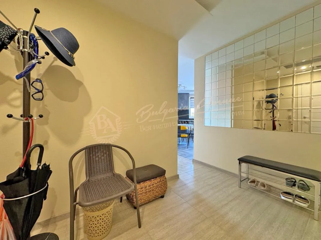 Двухкомнатная квартира с видом на море в комплексе Omega Resort, Равда