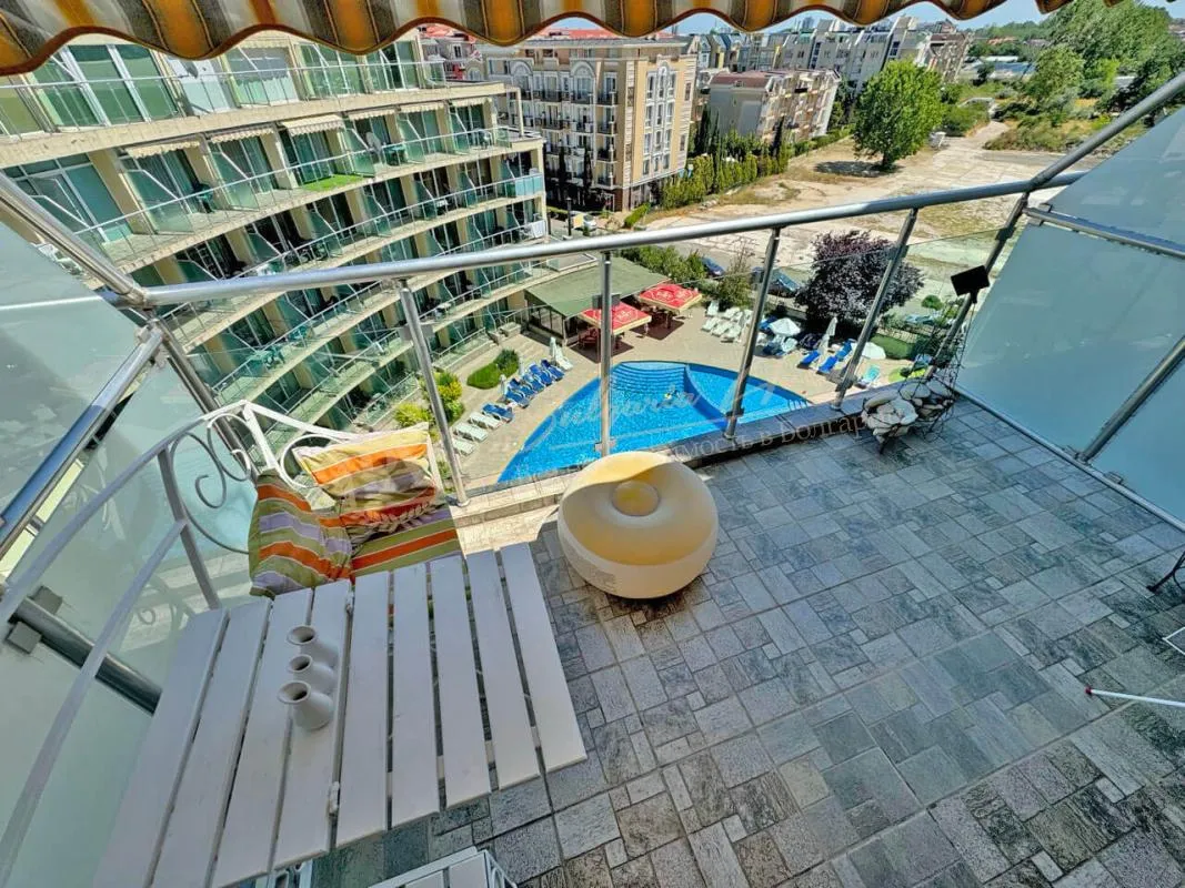 Квартира-студия в комплексе Sunny Holiday, Солнечный берег