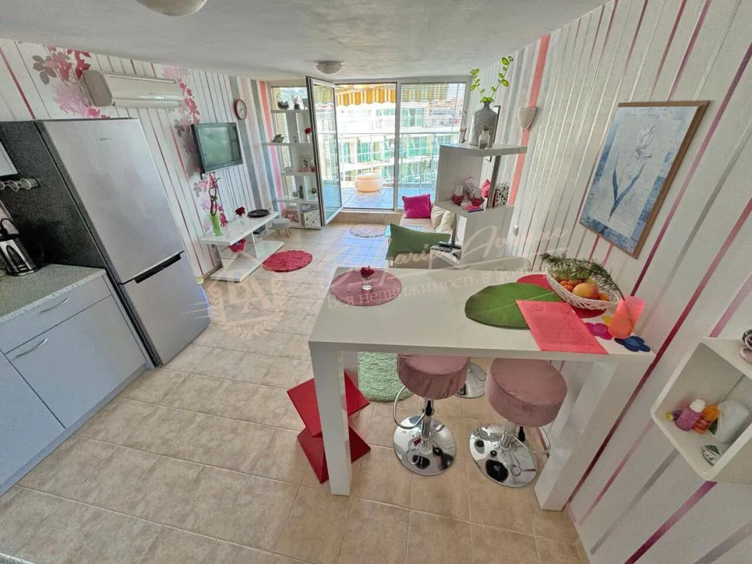 Квартира-студия в комплексе Sunny Holiday, Солнечный берег