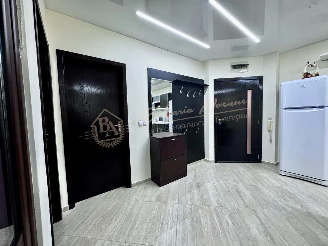 Трехкомнатный апартамент с видом на море в комплексе «Миллениум» Святой Влас