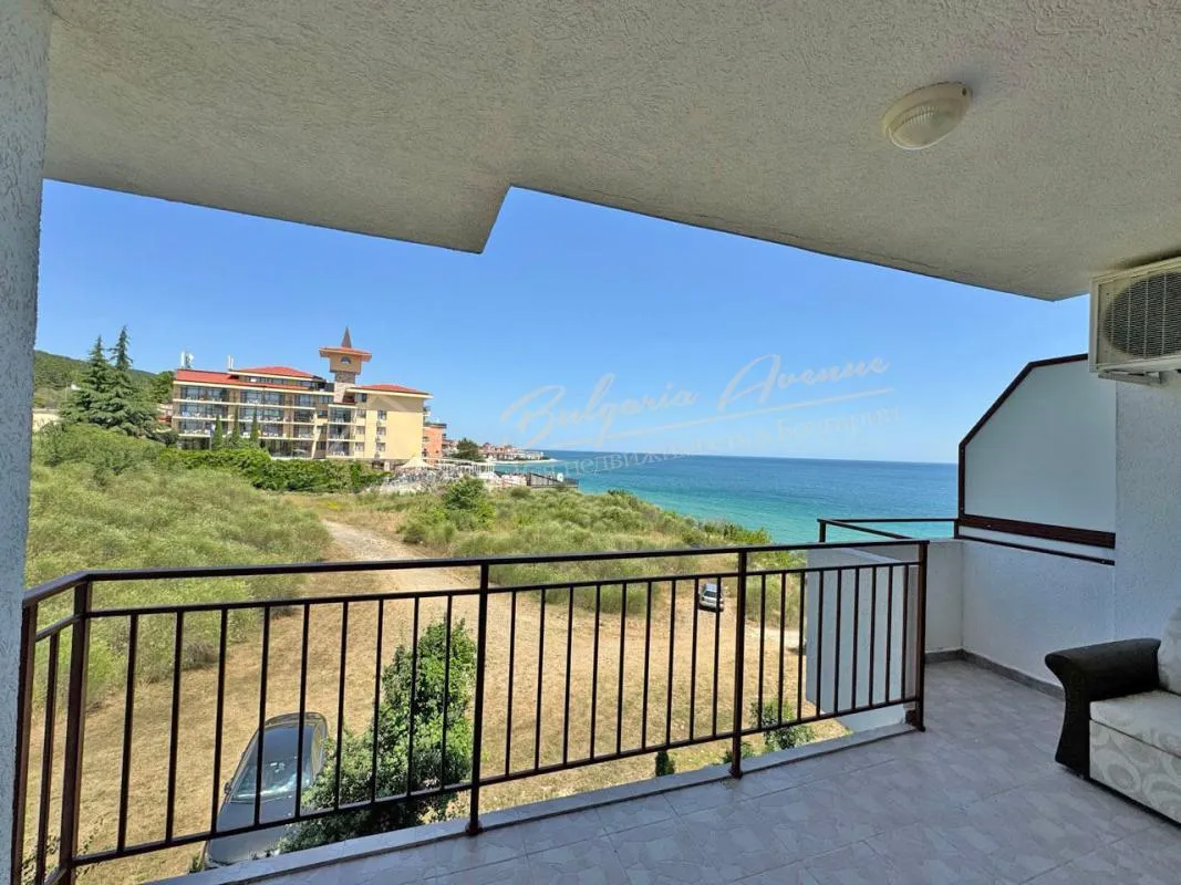 Студия с видом на море в комплексе "Панорама Форт", Святой Влас