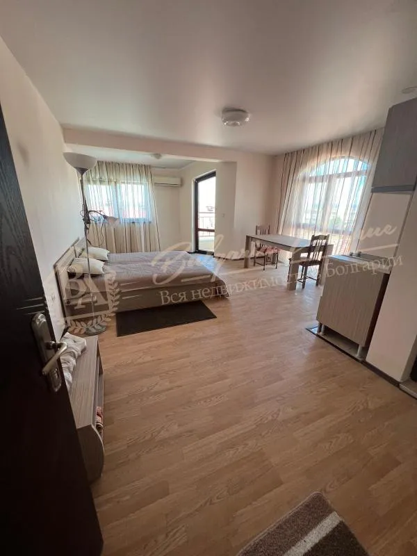 Студия в "Свети Никола", Кошарица. Расстояние до пляжа 10 минут