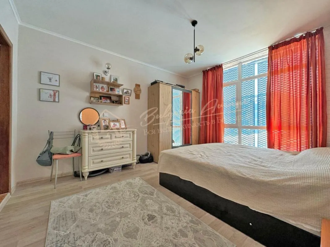 Двухкомнатная квартира в комплексе Elite 4, Солнечный берег