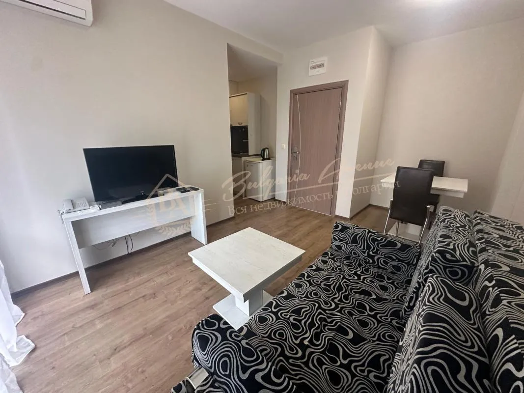 Двухкомнатная квартира в комфортабельном комплексе «Тарсис-3», Солнечный берег