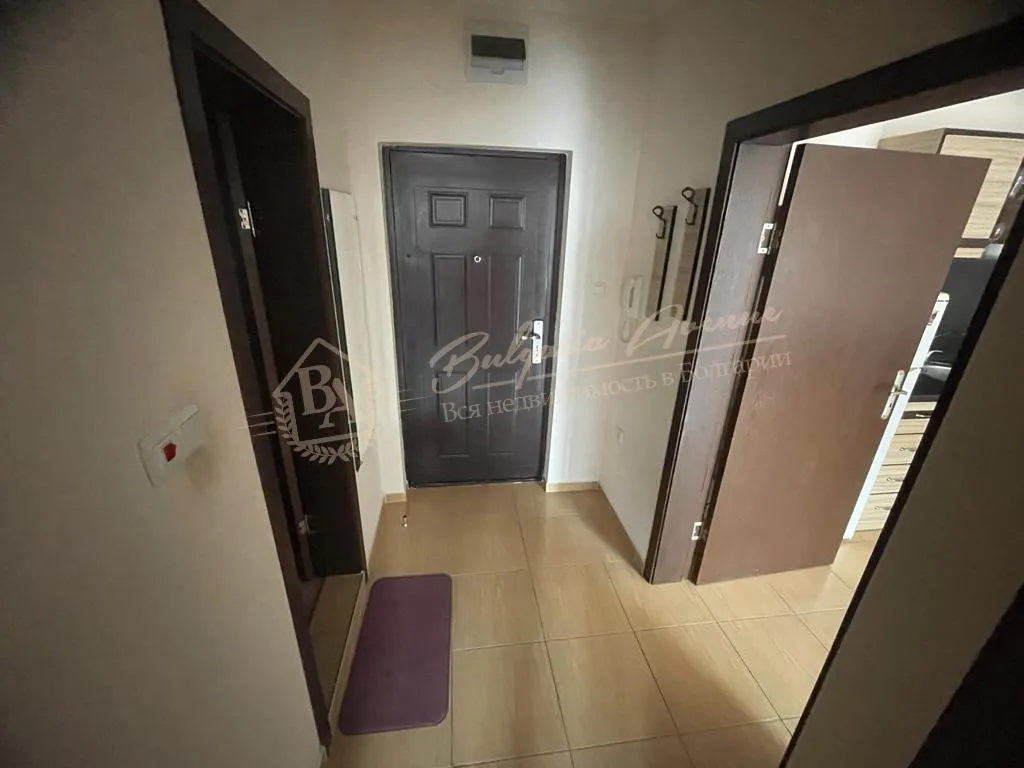 Двухкомнатный апартамент с прекрасным видом на бассейн в комплексе «Аполлон 9», Равда