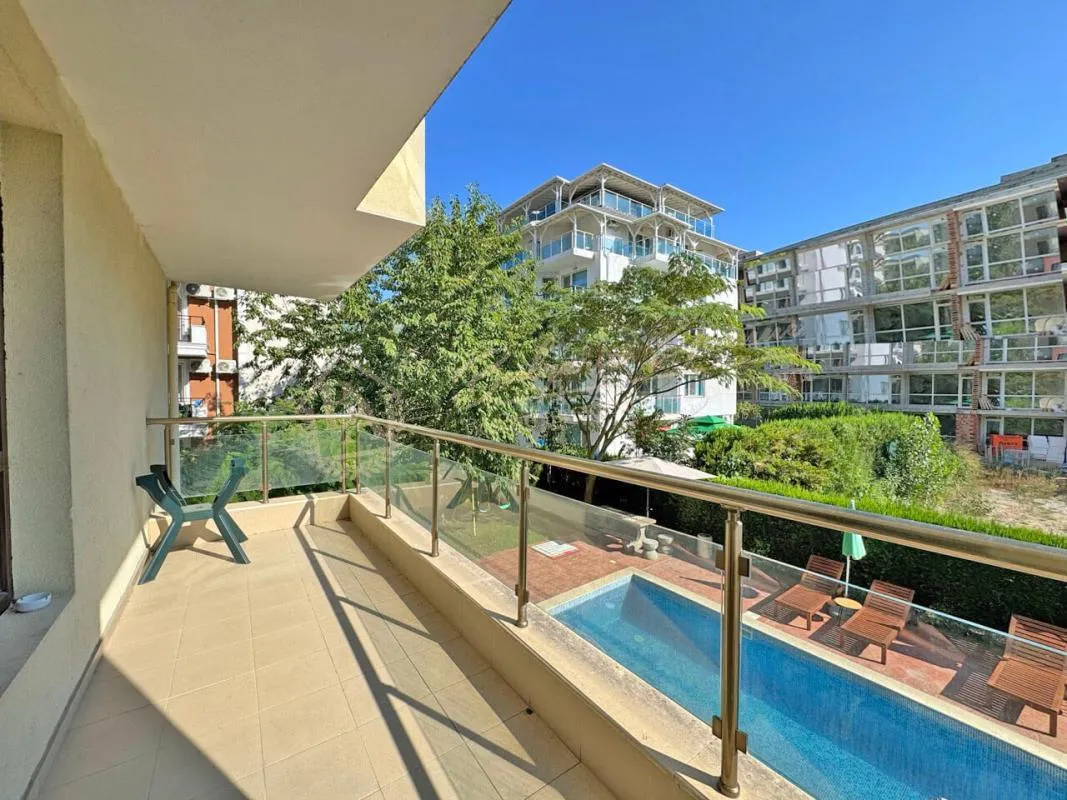 Двухкомнатная квартира в комплексе Aven House, Солнечный берег