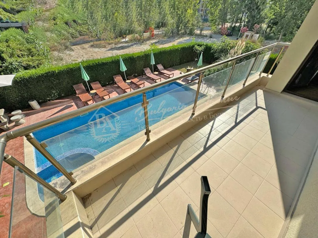 Двухкомнатная квартира в комплексе Aven House, Солнечный берег