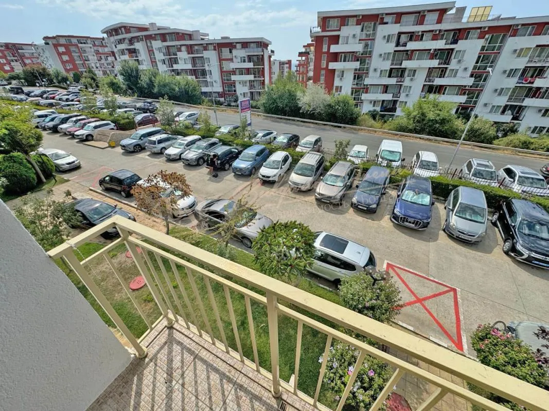 Crown Fort, Святой Влас - трехкомнатный апартамент с двумя террасами