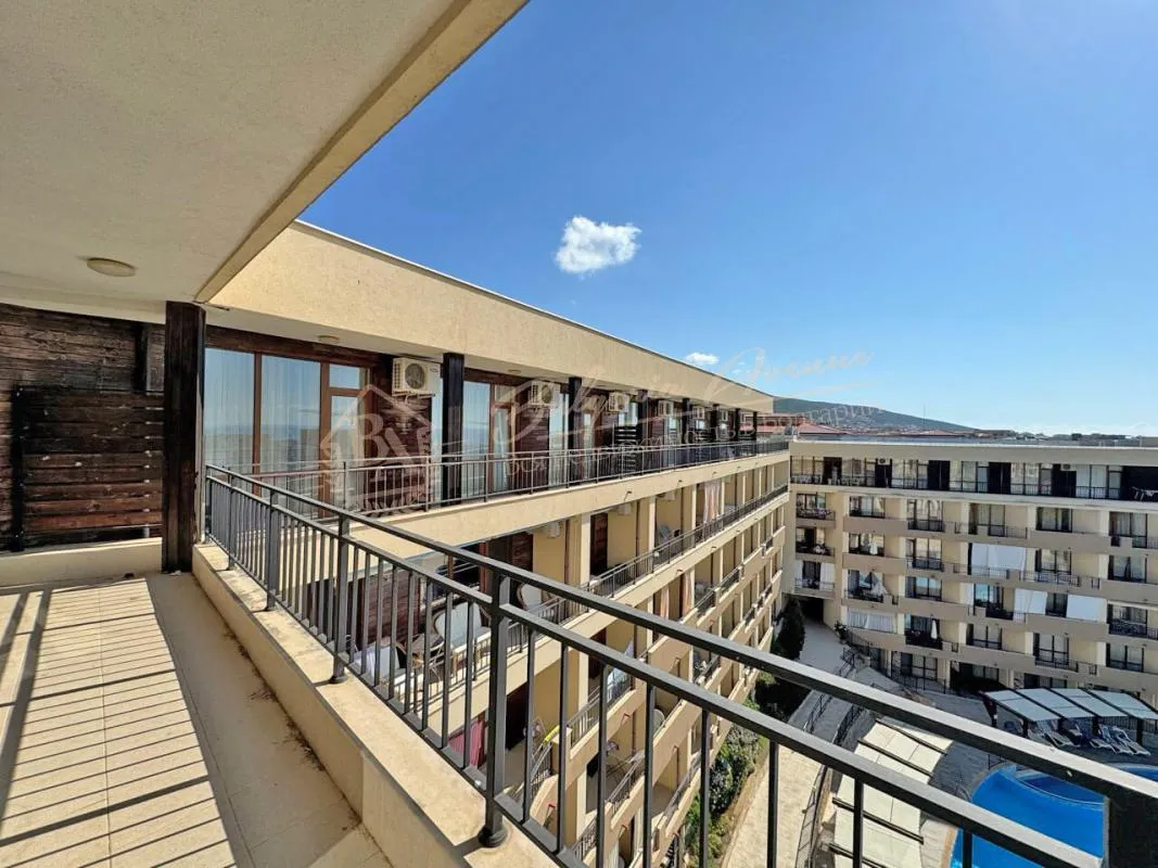 Апартамент с 1 спальней  с видом на море в комплексе "Луксор", Святой Влас