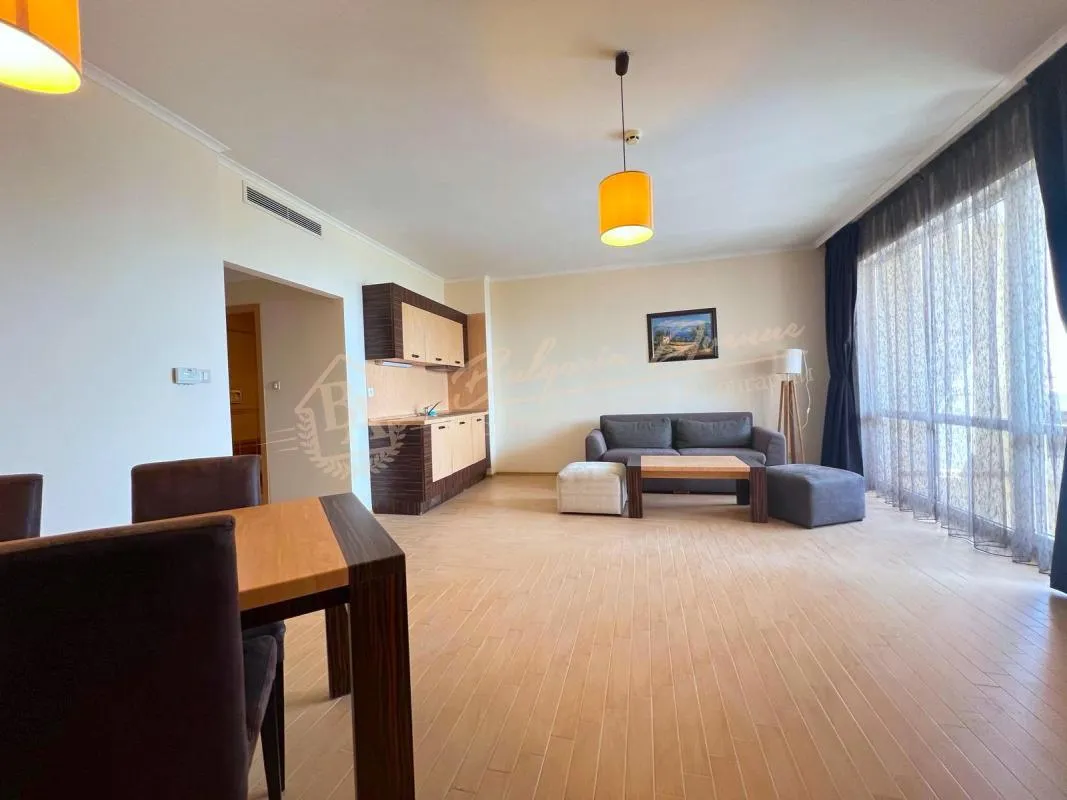 Двухкомнатный апартамент с панорамным видом на море в апарт-комплексе 4* "Маджестик" Солнечный берег