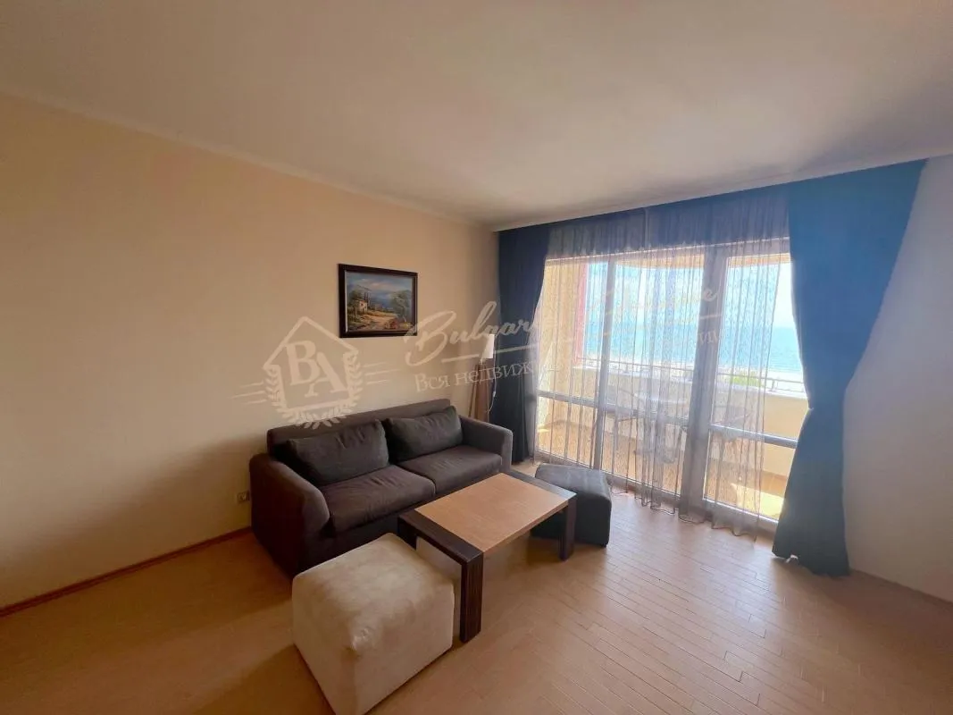 Двухкомнатный апартамент с панорамным видом на море в апарт-комплексе 4* "Маджестик" Солнечный берег