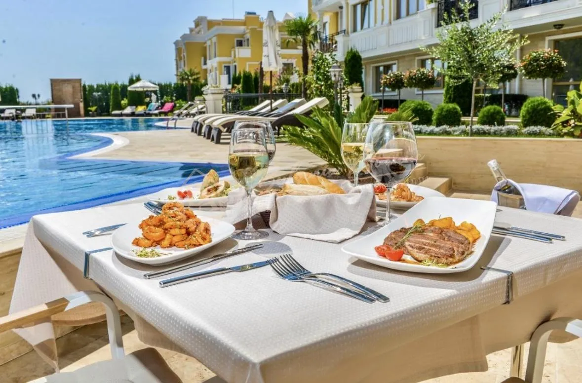 Студия в "Вилла Флоренция" Святой Влас