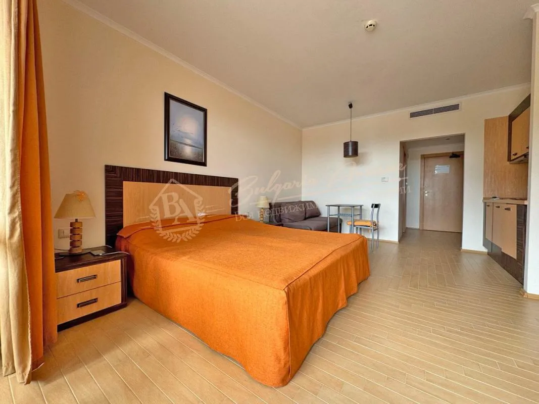 Апартамент-студия в комплексе Majestic Beach, Солнечный берег