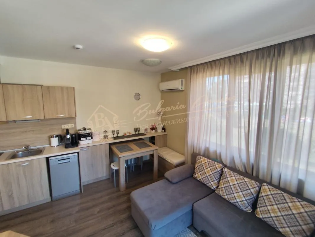 Апартамент с 1 спальней в комплексе «Тарсис Нова» 