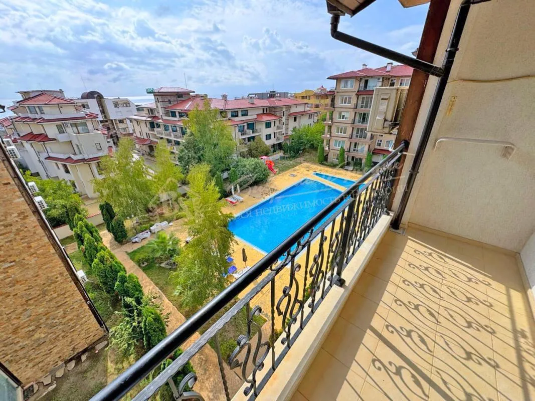 Апартамент с 1 спальней в комплексе Lifestyle 3, курортный поселок Равда. Вид на море.