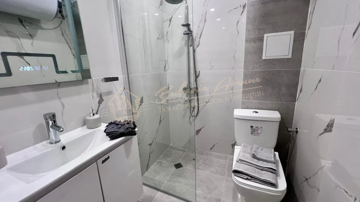 Двухкомнатный апартамент в комплексе "Воденица", Святой Влас. Вид на море