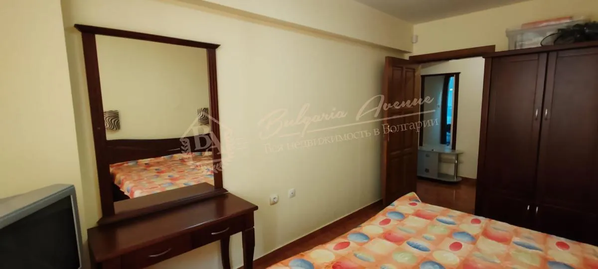 Апартамент с одной спальней в жилом доме в Святом Власе - без таксы поддержки