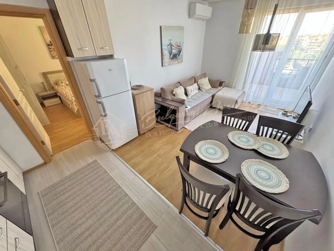 Трехкомнатный апартамент в комплексе Messembria Resort, Солнечный берег