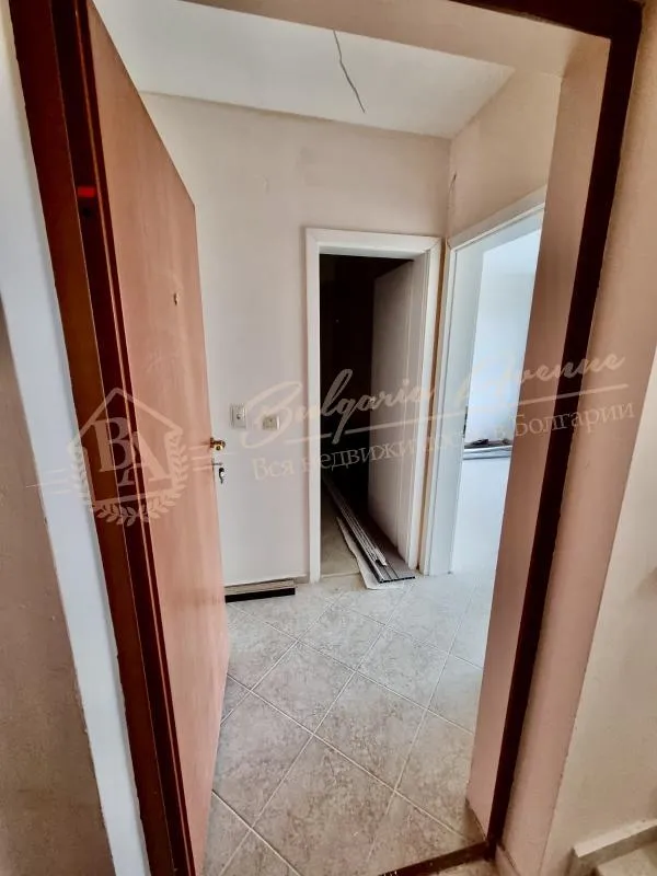 Студия в жилом доме в Несебре, квартал Черно Море