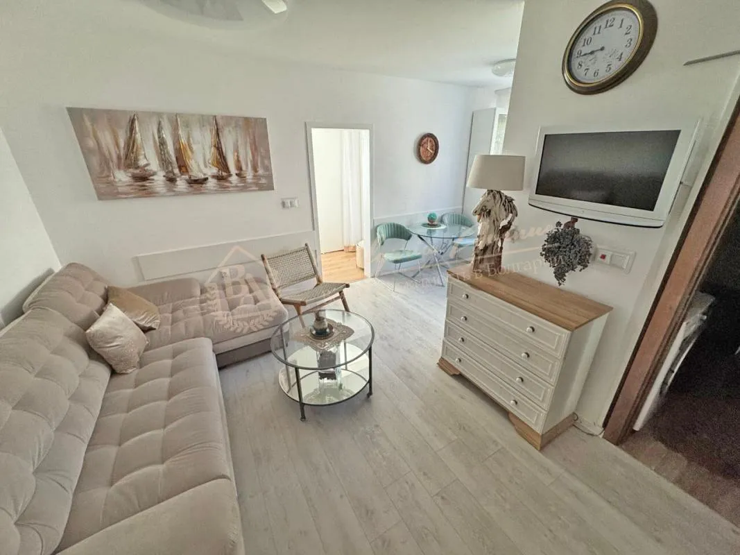 Двухкомнатная квартира в комплексе Grand Villa, Святой Влас