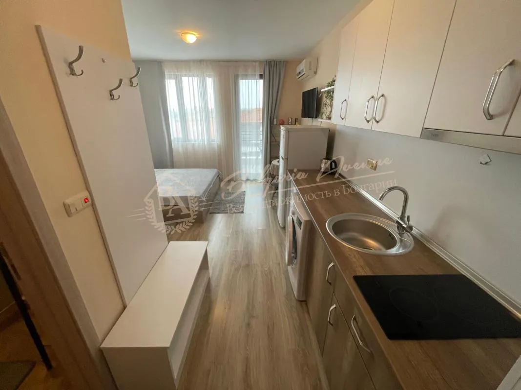 Студия с прекрасным видом в комплексе «Аполлон 9» 