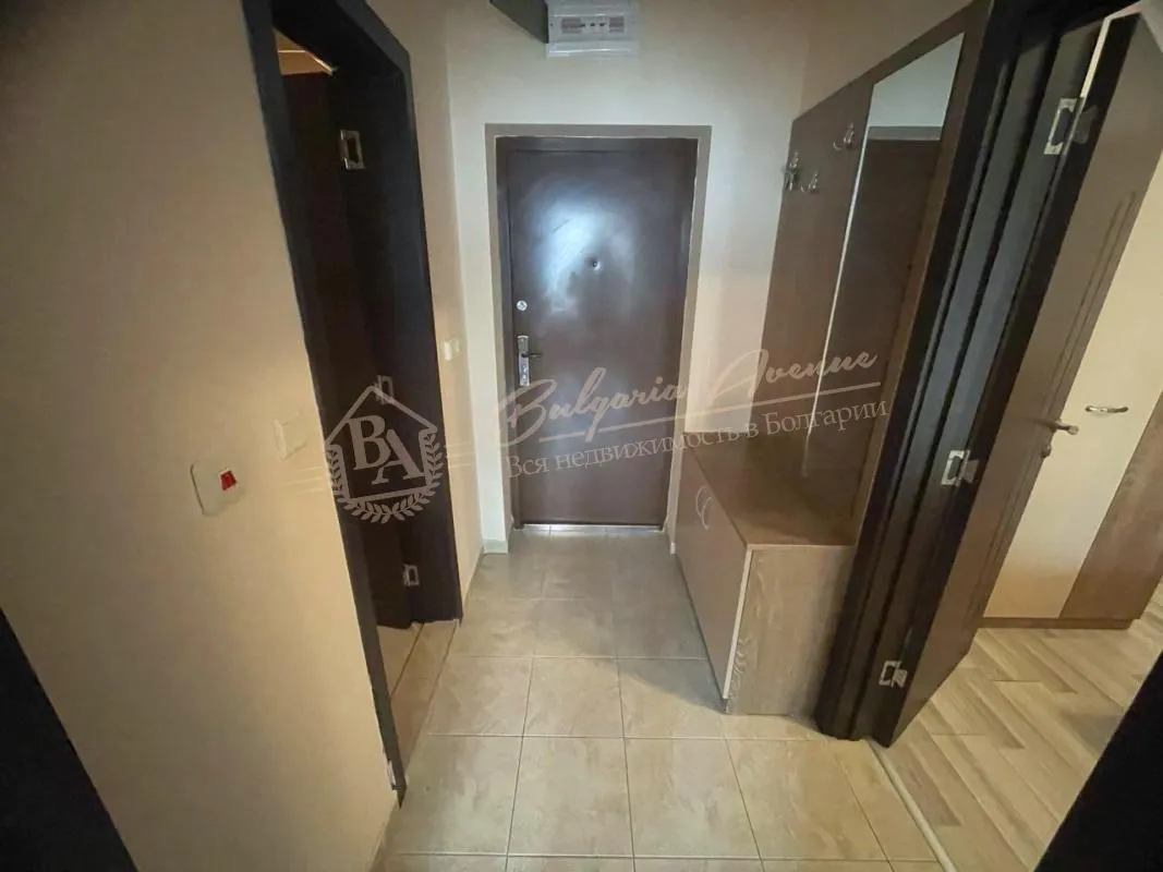 Уютный двухкомнатный апартамент на партере в комплексе "Аполлон-Несебр"