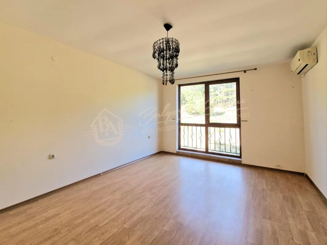 Апартамент с одной спальней в Си Форт в Святом Власе