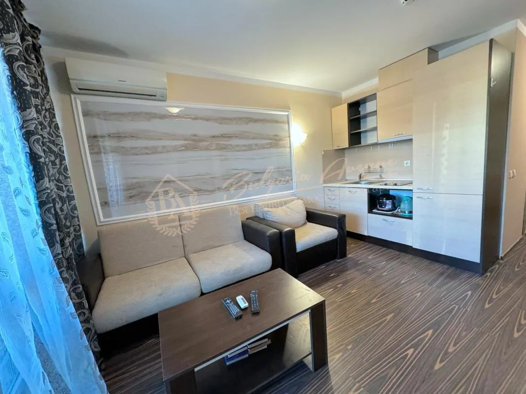 Двухкомнатный апартамент в комплексе «Sunny Beach Plaza», Солнечный берег