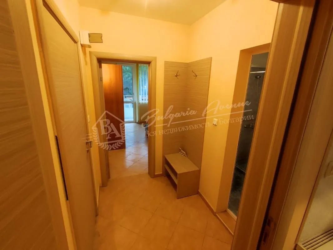 Двухкомнатный апартамент в центре Солнечного Берега, без таксы поддержки в комплексе «Вora»