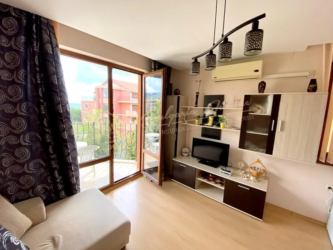 Квартира студия на первой береговой линии в комплексе "Престиж Форт Бич"